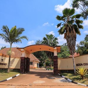 Buziga Country Resort